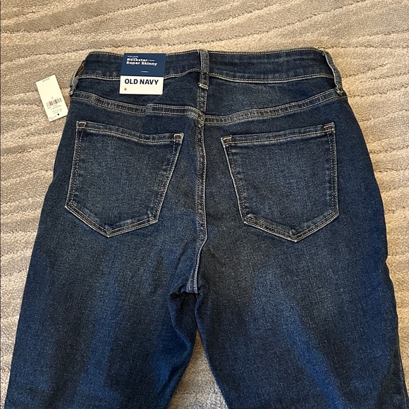 NWT! Old Navy Women's High Rise Skinny Jeans - Size 4 - Picture 5 of 6